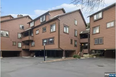 117 Sunset Key 117 #117, Secaucus, NJ 07094 - Photo 1