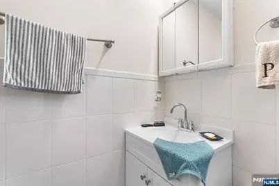 128 Baltimore Avenue, Hillside, NJ 07205 - Photo 24