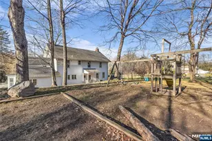 265 Little Falls Rd, Cedar Grove, NJ 07009 - Photo 42