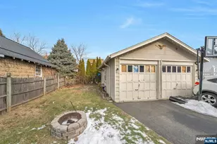 631 6th Ave, Lyndhurst Township, NJ 07071 - Photo 26