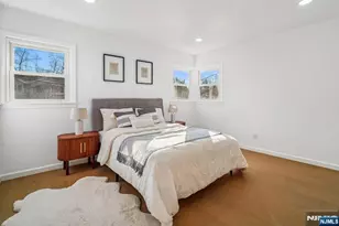 127 E Village Circle, Paramus, NJ 07652 - Photo 22