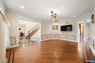 172 Briarheath Ln, Clark Township, NJ 07066 - Photo 6