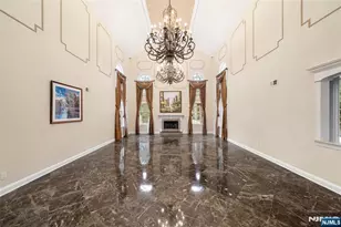 172 Briarheath Ln, Clark Township, NJ 07066 - Photo 2