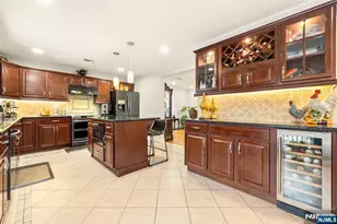 385A Roosevelt, Fairview, NJ 07022 - Photo 20