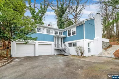 49 Pine Grove Road, Berkeley Heights Township, NJ 07922 - Photo 28