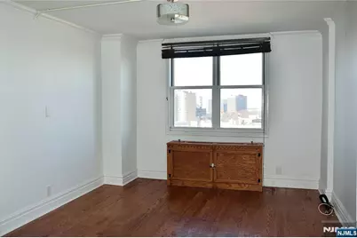 2200 N Central Road 15E #15E, Fort Lee, NJ 07024 - Photo 14