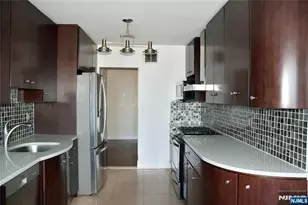 2200 N Central Road 15E, Fort Lee, NJ 07024 - Photo 8