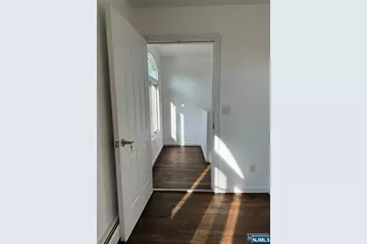 121 Philip Avenue, Elmwood Park, NJ 07407 - Photo 12