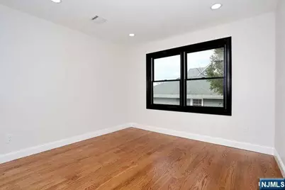 21 E Clinton Avenue, Bergenfield, NJ 07621 - Photo 28