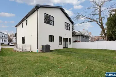 21 E Clinton Avenue, Bergenfield, NJ 07621 - Photo 48