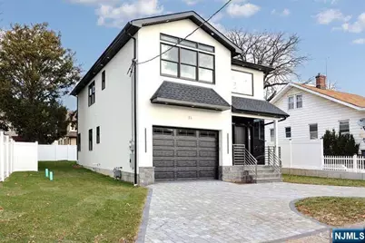 21 E Clinton Avenue, Bergenfield, NJ 07621 - Photo 46