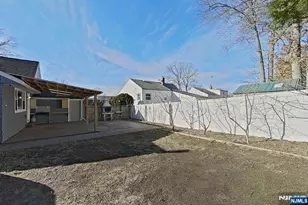 127 Iozia Terrace, Elmwood Park, NJ 07407 - Photo 12