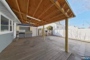 127 Iozia Terrace, Elmwood Park, NJ 07407 - Photo 10