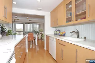 521 Piermont Ave 403A, River Vale Township, NJ 07675 - Photo 8