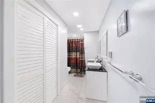 61-63 Keer, Newark, NJ 07112 - Photo 10