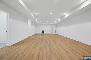 19 Tilden Ct, Livingston, NJ 07039 - Photo 44