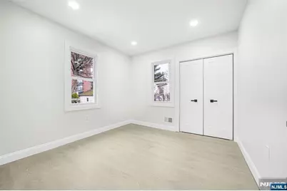 16 Grey Rock Avenue, Little Falls Township, NJ 07424 - Photo 6