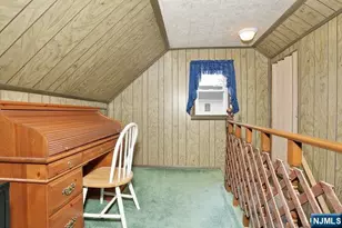 22-09 Arcadia Rd, Fair Lawn, NJ 07410 - Photo 14