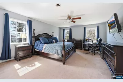11 Osborne Court, Mahwah, NJ 07430 - Photo 12
