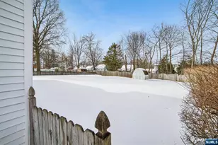 14 Crescent Dr, Parsippany, NJ 07054 - Photo 32