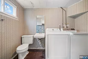 601 Oakwood Dr, Northvale, NJ 07647 - Photo 20