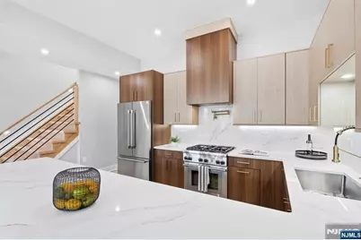 146 Sherman Avenue 3 #3, Jersey City, NJ 07307 - Photo 12