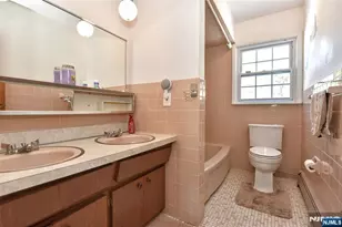 47 Herold Dr, Glen Rock, NJ 07452 - Photo 10