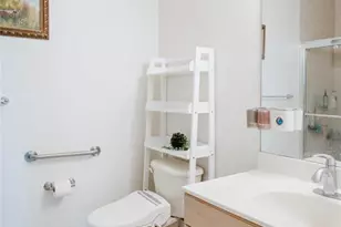 113 Cory Ln 113, Elmwood Park, NJ 07407 - Photo 10