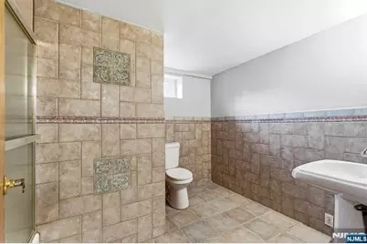 15-17 Valley Street, Newark, NJ 07106 - Photo 28