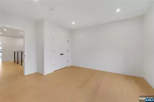 2220 Mackay Ave A, Fort Lee, NJ 07024 - Photo 24