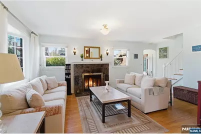 597 Penn Avenue, Teaneck Township, NJ 07666 - Photo 6