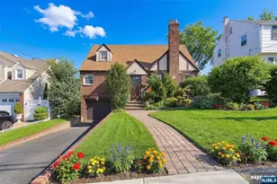 597 Penn Ave, Teaneck Township, NJ 07666 - Photo 2