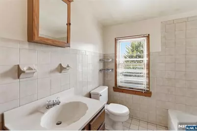 597 Penn Avenue, Teaneck Township, NJ 07666 - Photo 16