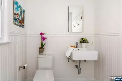 124 Essex Avenue, Glen Ridge, NJ 07028 - Photo 12