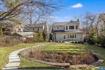 124 Essex Avenue, Glen Ridge, NJ 07028 - Photo 42