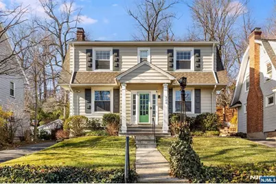 124 Essex Avenue, Glen Ridge, NJ 07028 - Photo 1