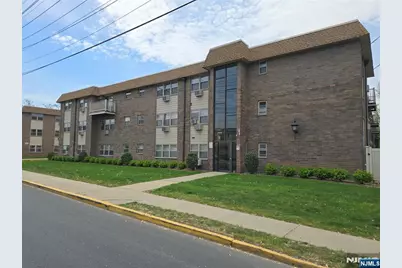 199 Bergen Turnpike 3D #3D, Ridgefield Park, NJ 07660 - Photo 2