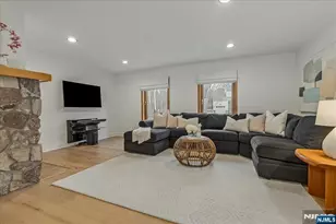 3 Adelina Ct, Cedar Grove, NJ 07009 - Photo 6