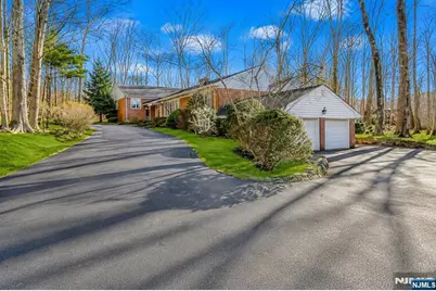 32 Litchfield Way, Alpine, NJ 07620 - Photo 4