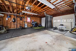 367 Van Winkle Ave, Hawthorne, NJ 07506 - Photo 28