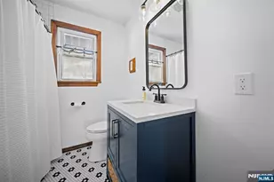 367 Van Winkle Ave, Hawthorne, NJ 07506 - Photo 16