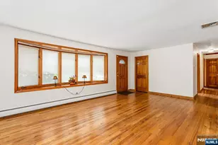 630 Valley Ct, Washington Township, NJ 07676 - Photo 6