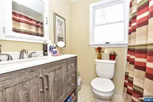 260 W Allendale Ave, Allendale, NJ 07401 - Photo 18