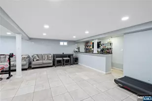 36 N Vivyen St, Bergenfield, NJ 07621 - Photo 14