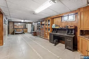 39-02 Taylor Rd, Fair Lawn, NJ 07410 - Photo 18