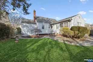 39-02 Taylor Rd, Fair Lawn, NJ 07410 - Photo 20