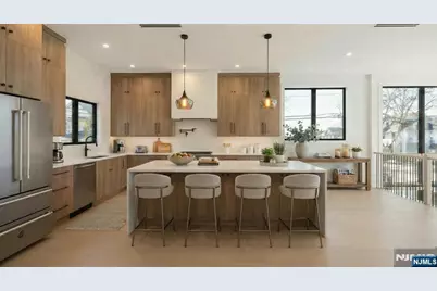 117 Henry Street, Palisades Park, NJ 07650 - Photo 8