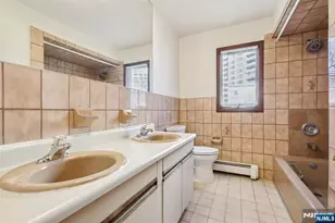 407 Jane St, Fort Lee, NJ 07024 - Photo 32