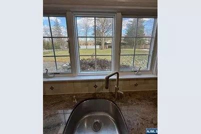 124 Coopers Lane, River Vale Township, NJ 07675 - Photo 10