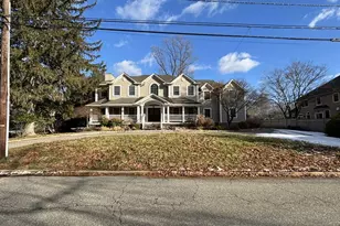 124 Coopers Ln, River Vale Township, NJ 07675 - Photo 1